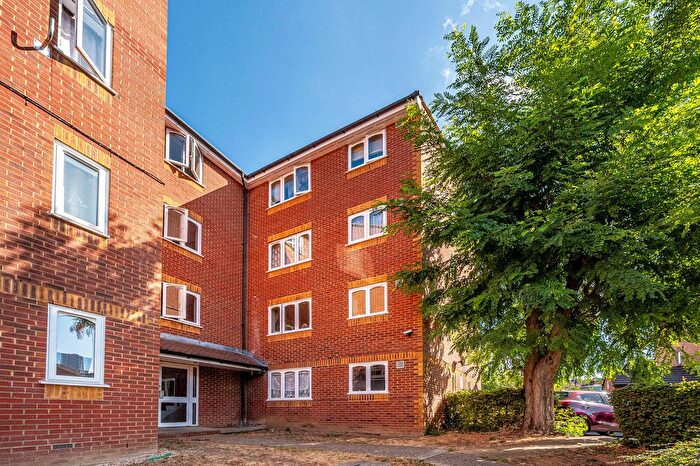 1 Bedroom Flat For Sale In Armoury Road, Lewisham, London, SE8