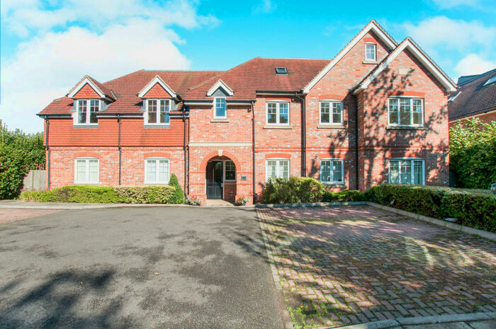2 Bedroom Apartment To Rent In Hillcrest, Forest Road, Bracknell, RG42