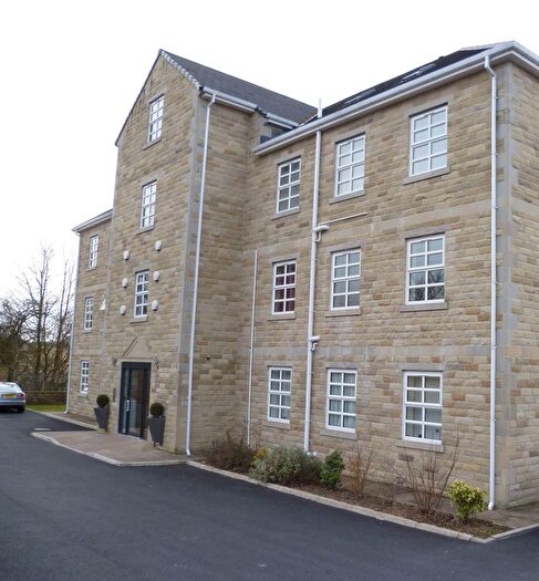 2 Bedroom Flat To Rent In Oakenshaw Croft, Clayton Le Moors, BB5