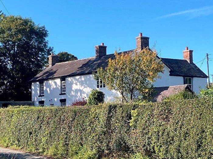 4 Bedroom Detached House To Rent In Penffordd Ddu, Llanelidan, Ruthin, Denbighshire, LL15