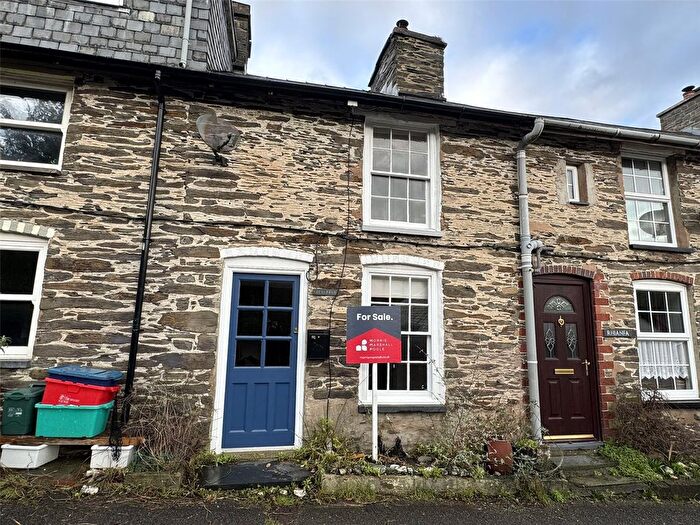 1 Bedroom Terraced House For Sale In Abercegir, Machynlleth, Powys, SY20