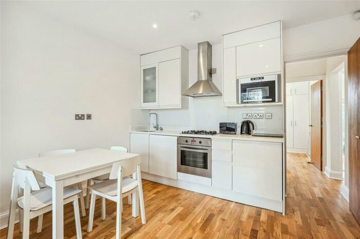 2 Bedroom Apartment To Rent In Finborough Road, London, SW10