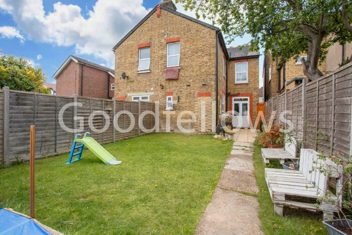 1 Bedroom Apartment To Rent In St James Avenue, Sutton, Surrey, SM1