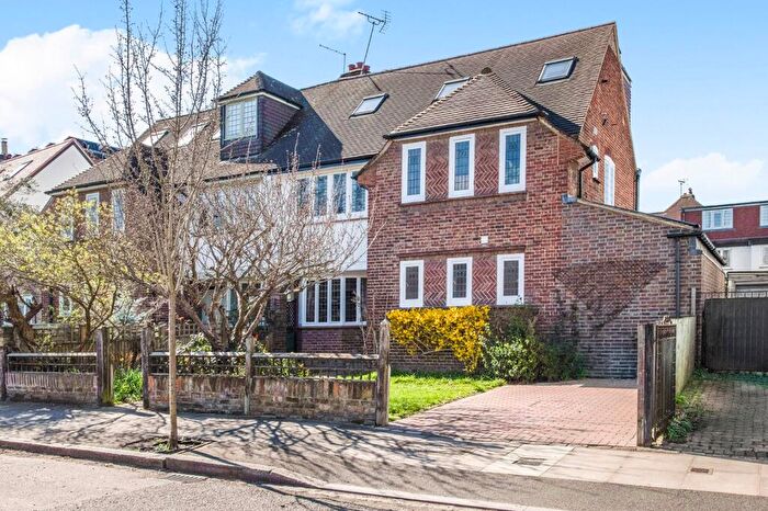 6 Bedroom Semi Detached House For Sale In Hertford Avenue, East Sheen, SW14