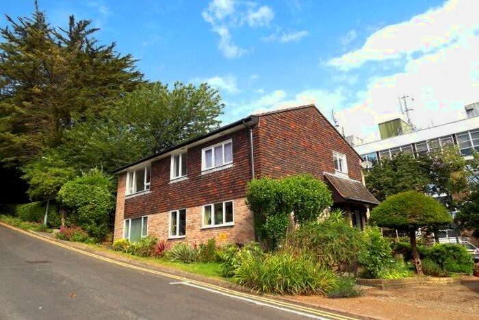 3 Bedroom Maisonette To Rent In Court Road, Brighton BN1