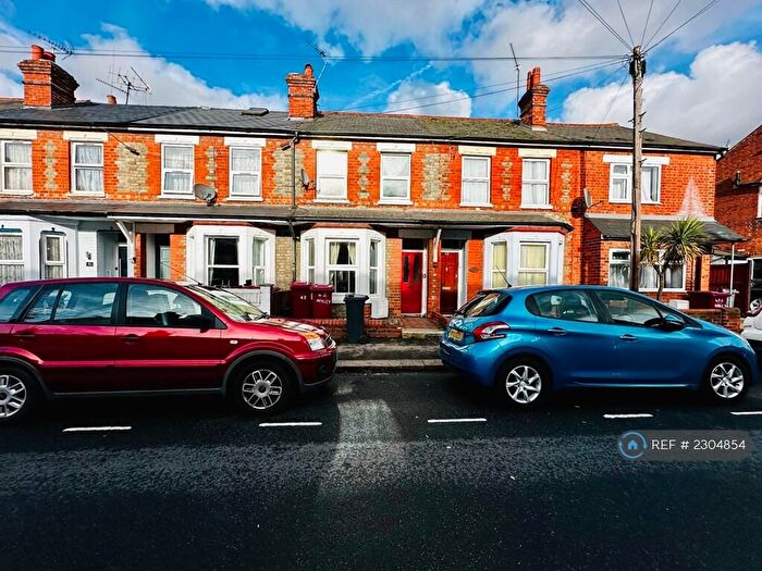 3 Bedroom Terraced House To Rent In Audley Street, Reading, RG30