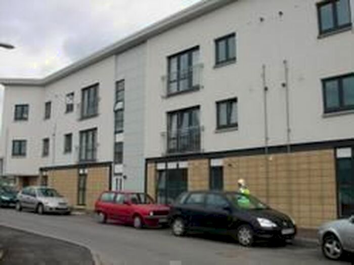 2 Bedroom Flat To Rent In Vasart Court, Perth, PH1