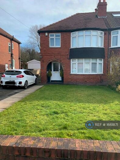3 Bedroom Semi-Detached House To Rent In Wynford Terrace, Leeds, LS16