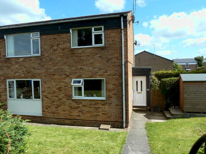 2 Bedroom Flat To Rent In Hornbeam Close, Chapeltown, Sheffield S35