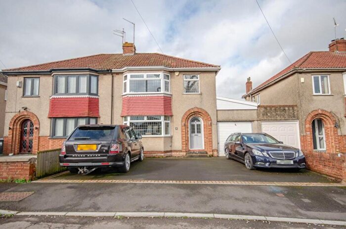 3 Bedroom House For Sale In Badminton Road, Downend, Bristol, BS16