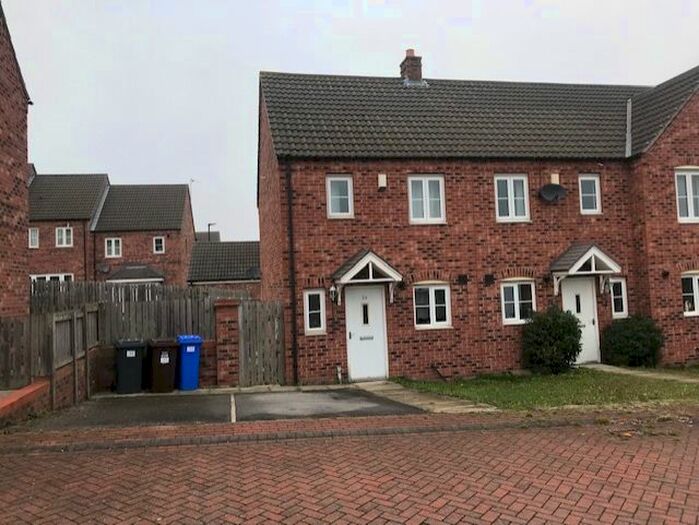 2 Bedroom Semi-Detached House To Rent In Waltheof Road, Sheffield, S2