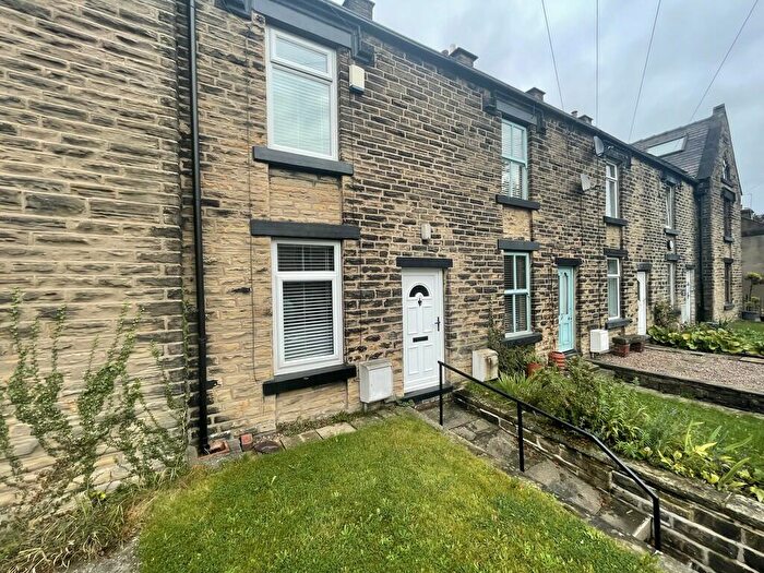 2 Bedroom Terraced House To Rent In Ben Bank Road, Silkstone Common, S75