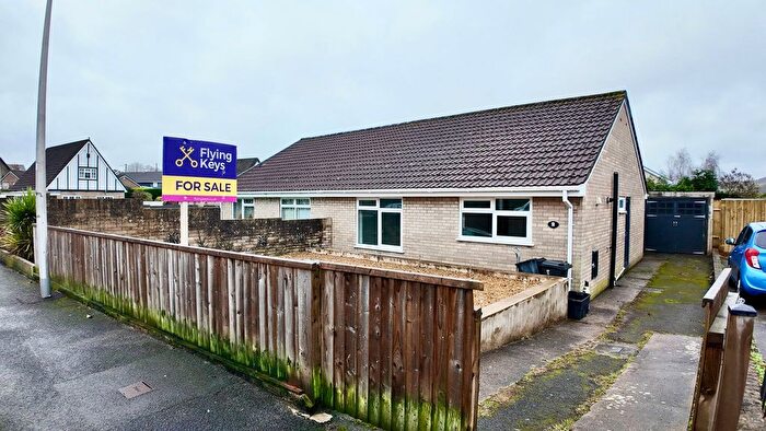 2 Bedroom Semi-Detached Bungalow For Sale In Ty Llwyd Parc, Quakers Yard, CF46