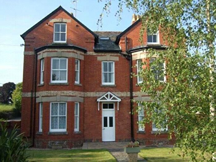 2 Bedroom Apartment For Sale In Lower Town, Halberton, Tiverton, Devon, EX16