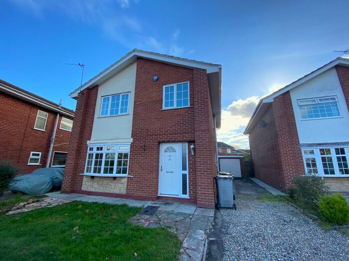 4 Bedroom Property To Rent In Stapleton Avenue, Greasby, Wirral, CH49