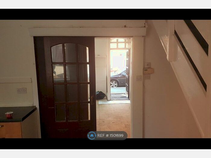 2 Bedroom Terraced House To Rent In Jarvis Street, Rochdale, OL12