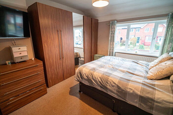 3 Bedroom Terraced House For Sale In Gracemere Crescent, Birmingham, B28