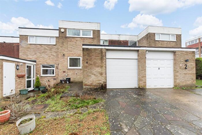 3 Bedroom Terraced House For Sale In Martindale Avenue, Green Street Green, BR6