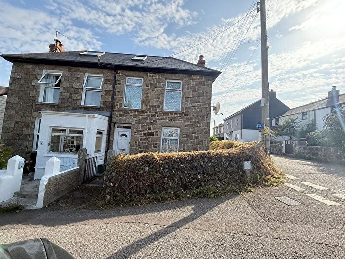 2 Bedroom End Of Terrace House For Sale In Caroline Row, Hayle, TR27