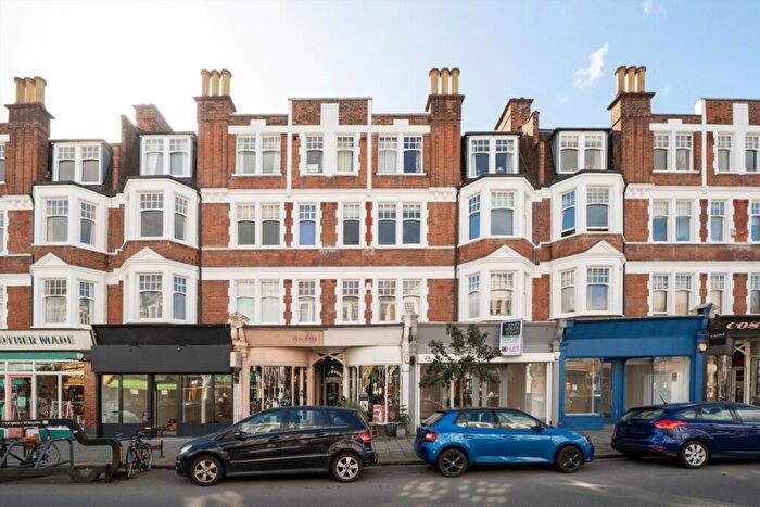 3 Bedroom Flat For Sale In Fortis Green Road, London, N10