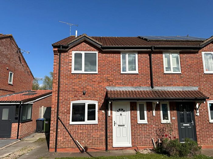 4 Bedroom Semi-Detached House To Rent In Charlecote Gardens, Sydenham, Leamington Spa, CV31