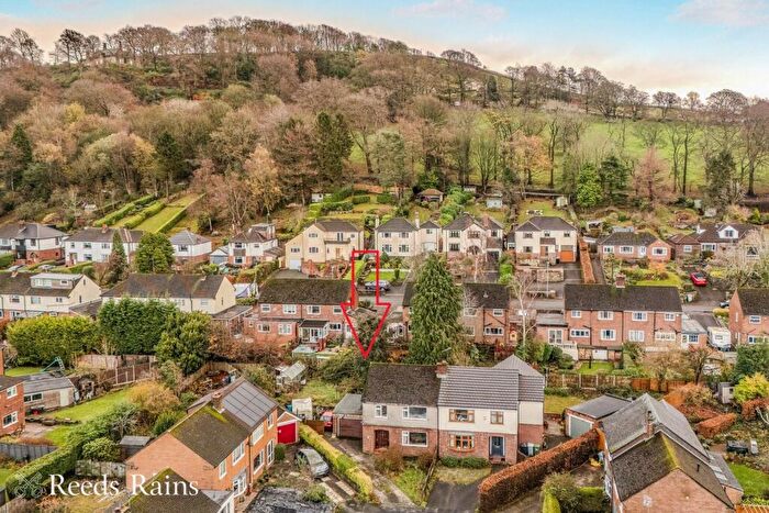 3 Bedroom Semi Detached House For Sale In Waverley Close, Macclesfield, SK10