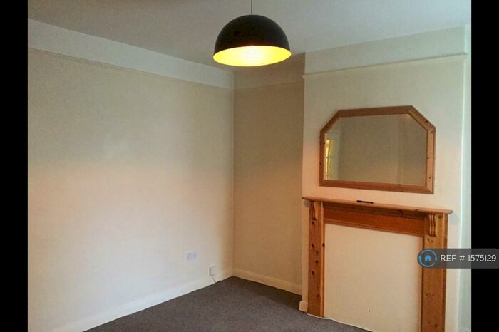 1 Bedroom Flat To Rent In Short Street, Sutton-In-Ashfield, NG17