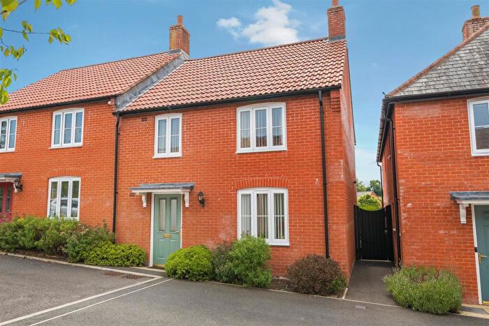 3 Bedroom Semi-Detached House For Sale In Norman Close, Axminster, EX13