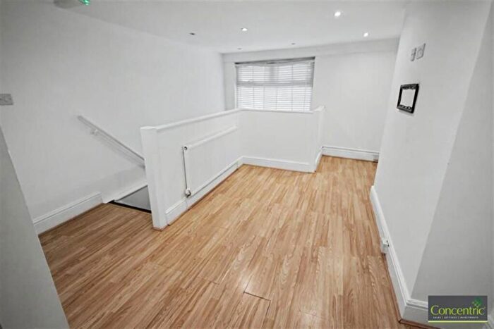 4 Bedroom Flat For Sale In Kemble Street, Prescot, L34