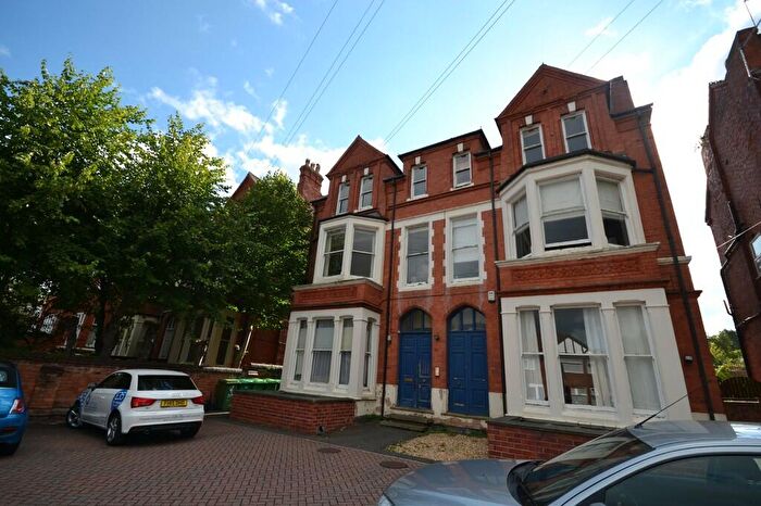 2 Bedroom Flat To Rent In Zulla Road, Nottingham, NG3