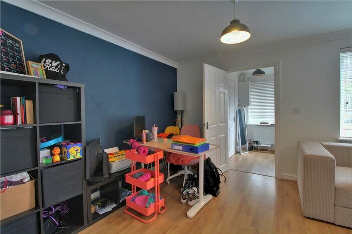 2 Bedroom Terraced House For Sale In Boxalls Lane, Aldershot, Hampshire, GU11