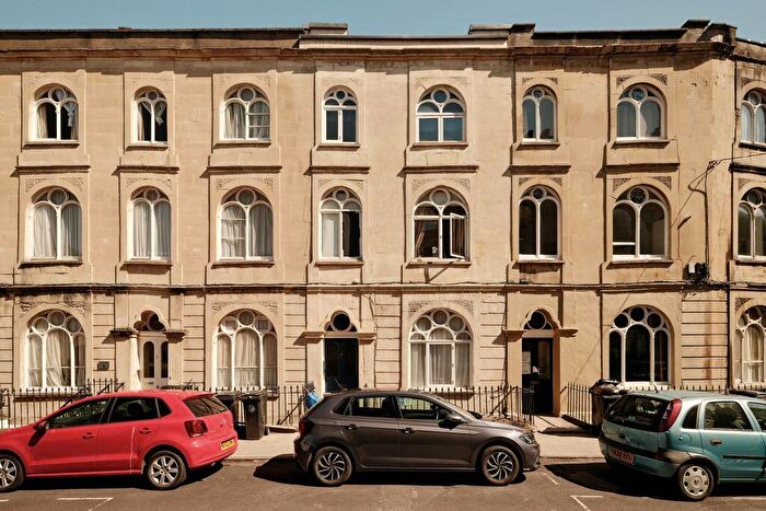2 Bedroom Apartment For Sale In Dover Place | Clifton, BS8