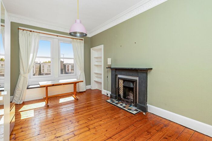 2 Bedroom Flat For Sale In / Grange Loan, Grange, Edinburgh, EH9