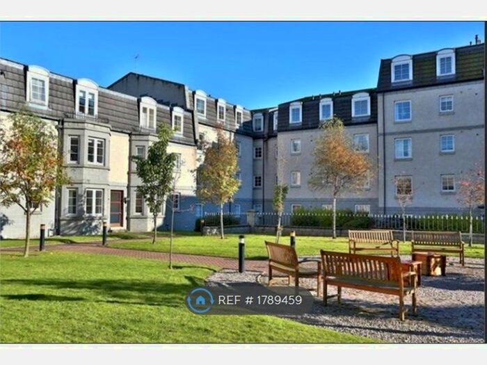 3 Bedroom Flat To Rent In Fonthill Avenue, Aberdeen, AB11