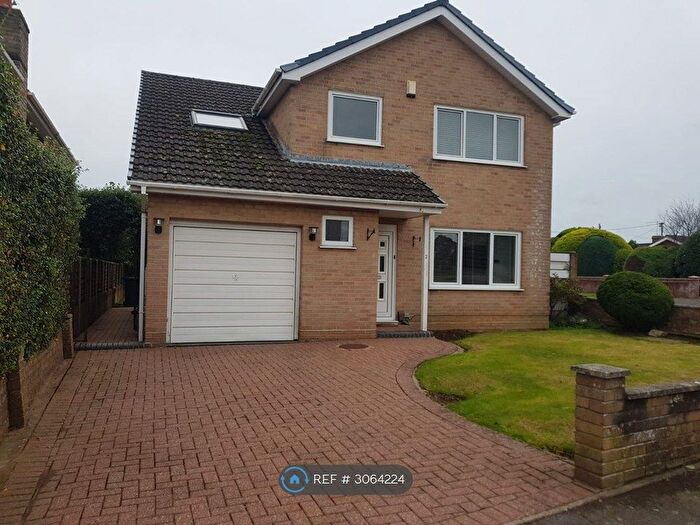 4 Bedroom Detached House To Rent In Fitzwilliam Close, Bournemouth, BH11