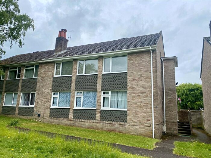 2 Bedroom Maisonette To Rent In Sycamore Avenue, Chandler's Ford, Hampshire, SO53