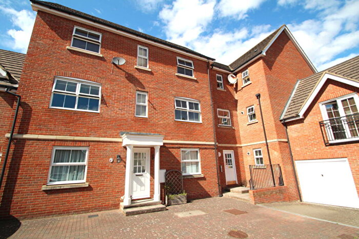 2 Bedroom Apartment For Sale In Richards Close, Witham, Essex, CM8