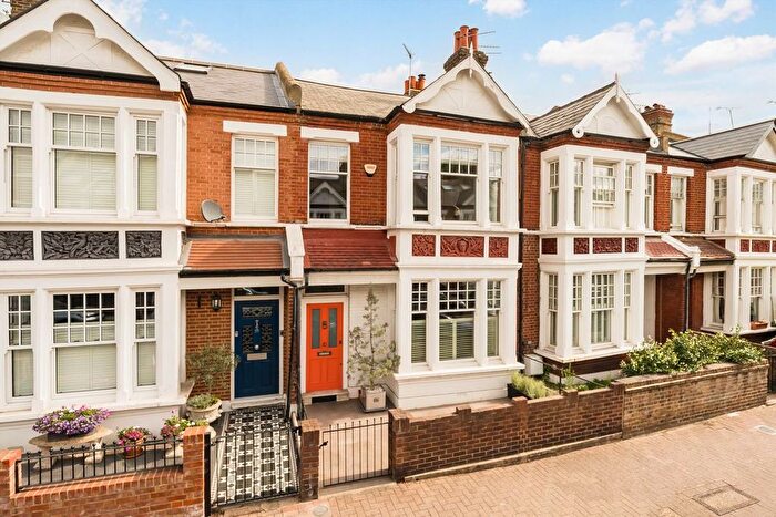4 Bedroom Property For Sale In Chelverton Road, Putney, SW15