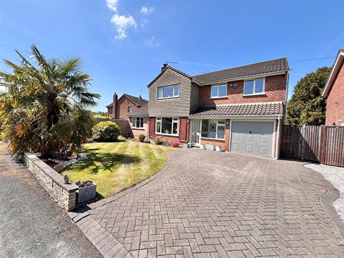 4 Bedroom Detached House For Sale In Grange Park Avenue, Wilmslow, SK9