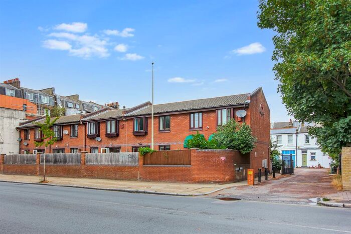 2 Bedroom Terraced House To Rent In Albany Mews, Albany Road, SE5