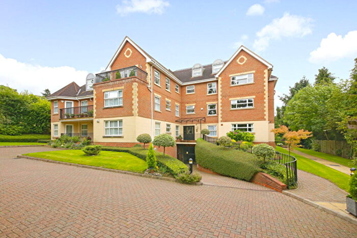 3 Bedroom Apartment For Sale In Eastbury Avenue, Northwood, HA6
