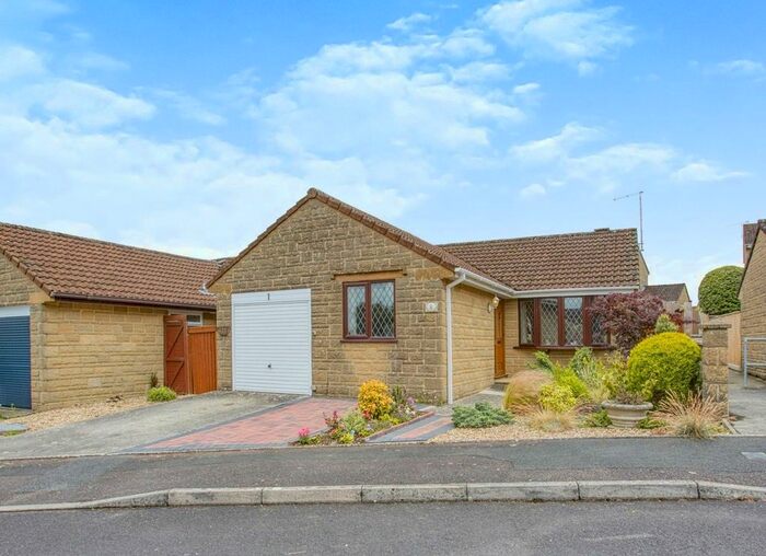 2 Bedroom houses for sale in Moorlands Road, TA16, Somerset