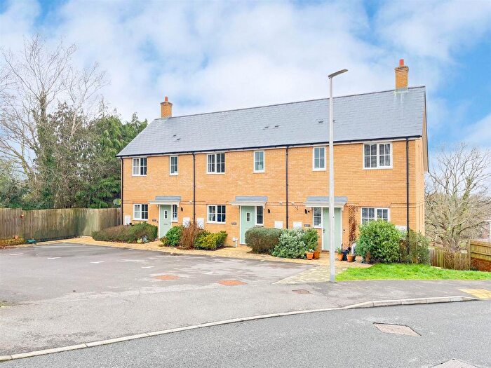 3 Bedroom Terraced House For Sale In Millennium Way, Heathfield, TN21