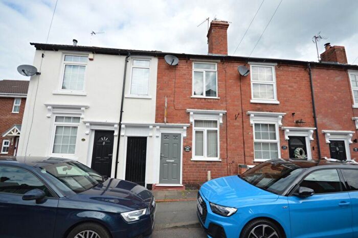 3 Bedroom Terraced House To Rent In Broad Street, Kingswinford, DY6