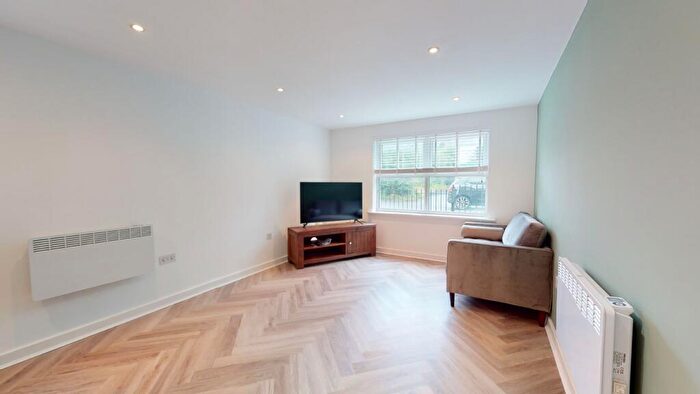 2 Bedroom Property To Rent In Flat, Kirkstall Lane, St Ann's Place, LS5