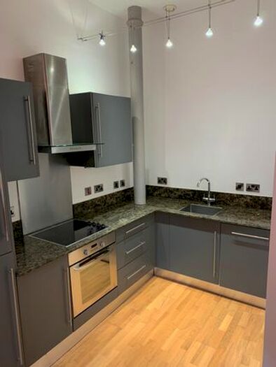 2 Bedroom Flat To Rent In Malta Street, Manchester, M4