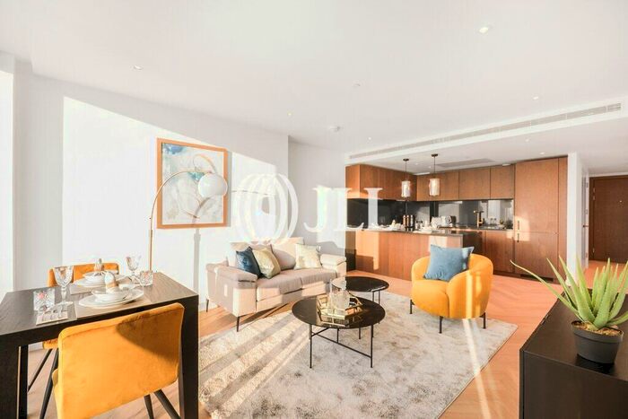 1 Bedroom Apartment To Rent In Landmark Pinnacle, London, E14