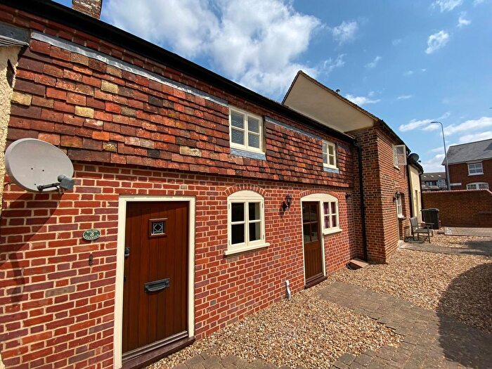 2 Bedroom Property To Rent In Wilton Cottages, Stevenage, SG1