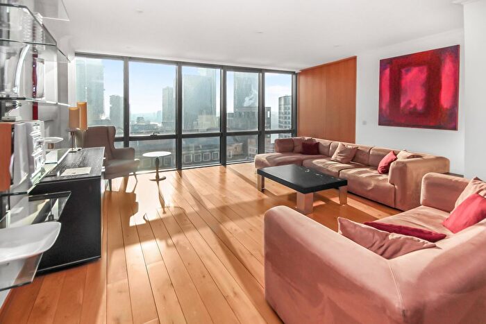 2 Bedroom Flat To Rent In No. West India Quay, Hertsmere Road, Canary Wharf, E14