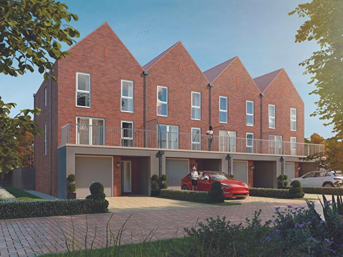 4 Bedroom Property For Sale In "Kensington Mid" At Roman Way, Rochester, ME2